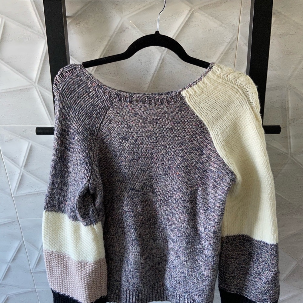 Loft Sweater - Picture 2 of 3